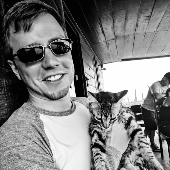 Meet your Posher, Chris - Picture 1 of 1